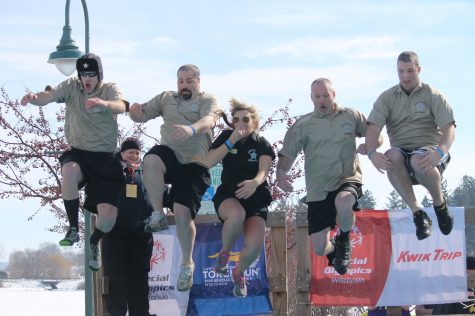 Polar Plunge makes a splash