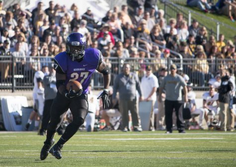 ‘Hawks get homecoming win