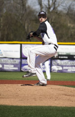 ’Hawks host WIAC tourney