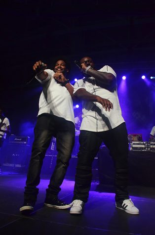 T-Pain and a band member rap and dance at Welcome Concert. photo by Aaron Gottschalk