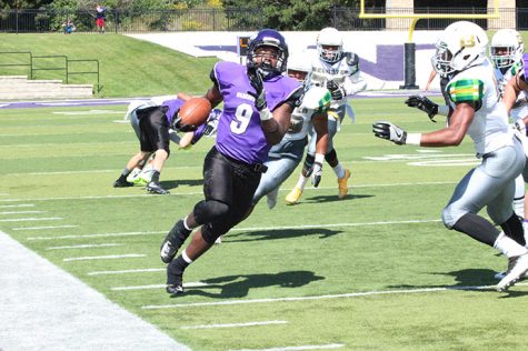 ‘Hawks run away from opponents