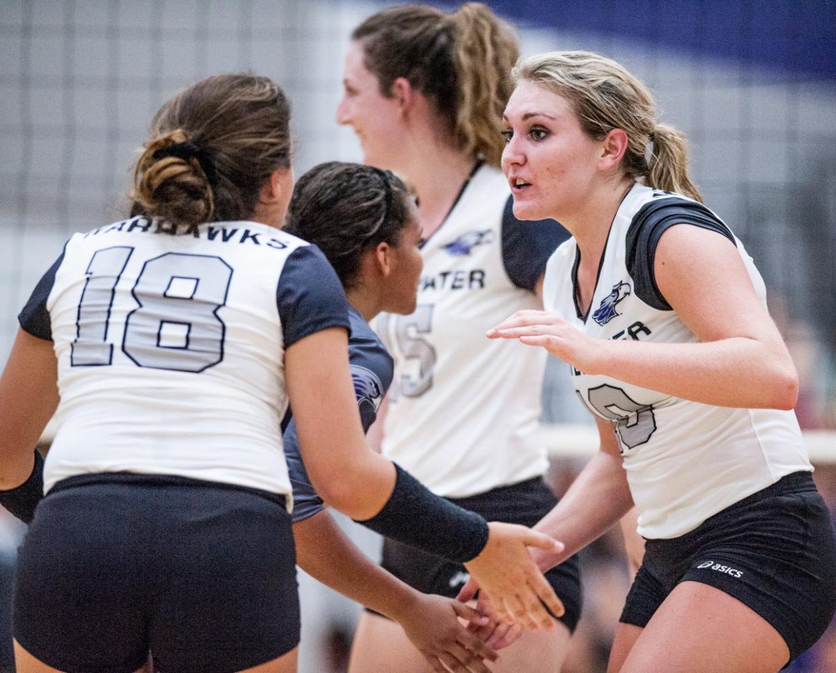 The 11th ranked UW-W volleyball team defeated the No. 17 UW-Stevens Point Pointers on Sept. 20 in a thriller to open their Wisconsin Intercollegiate Athletic Conference season.
