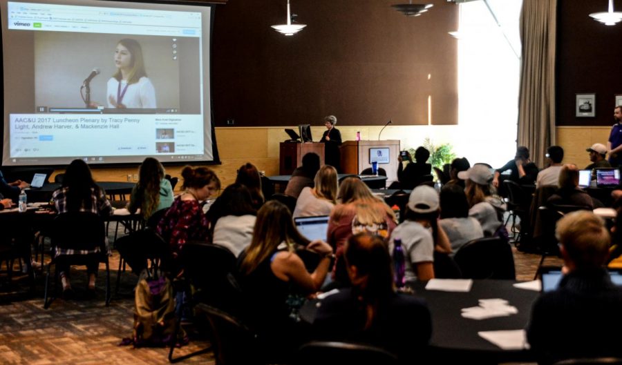 Students attend the e-portfolio seminar, which focused on implementing portfolios for students. Many of the students are majoring in Corporate/Health Communication.