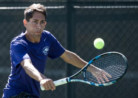 Men win eight straight after two losses out the gate