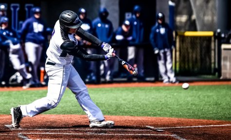 No. 3 Baseball starts WIAC play undefeated