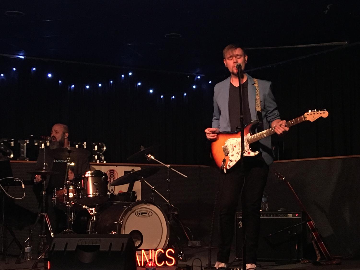 Jonathan Ross and Seth Arp from the Ego Mechanics perform their new single “Burnt Orange” at Jitters Coffee Lounge during Edgefest on April 28.