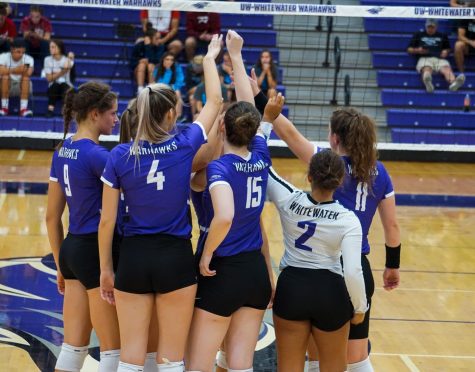 Women’s volleyball dominates four match week