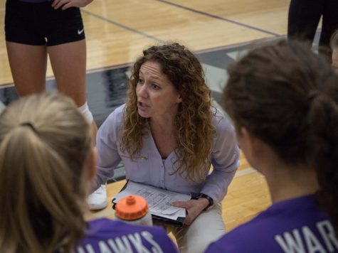 Boudreau spikes her way to 400 career wins