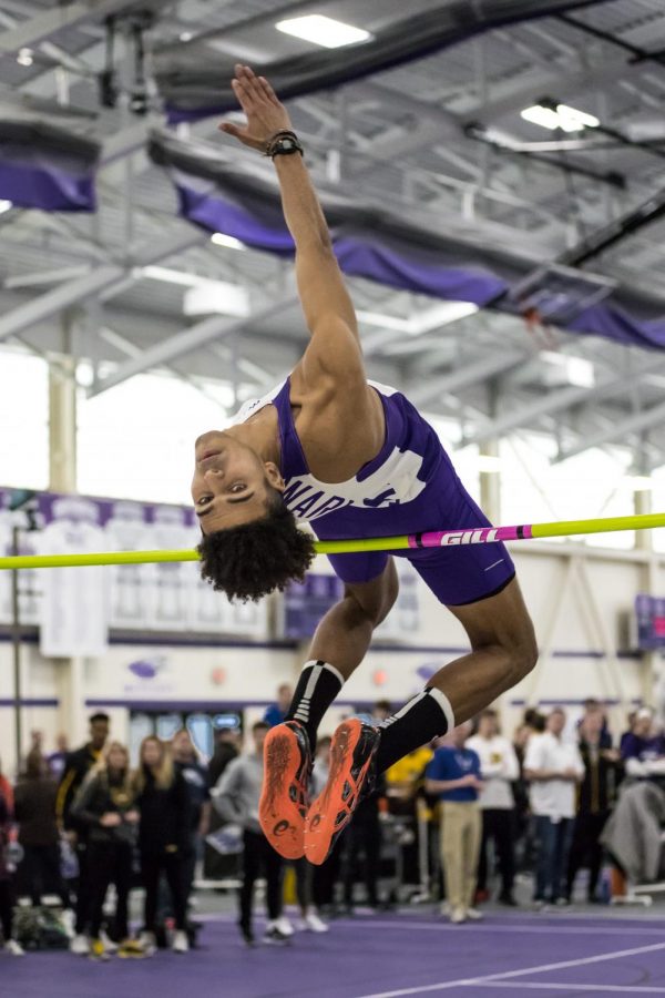 Track & field takes 15th place tie in Boston