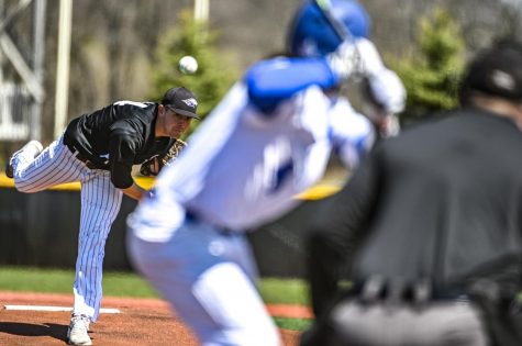 Warhawks dominate Finlandia in four-game sweep