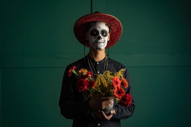 Dia De Los Muertos: Guide to honoring the dead - Royal Purple