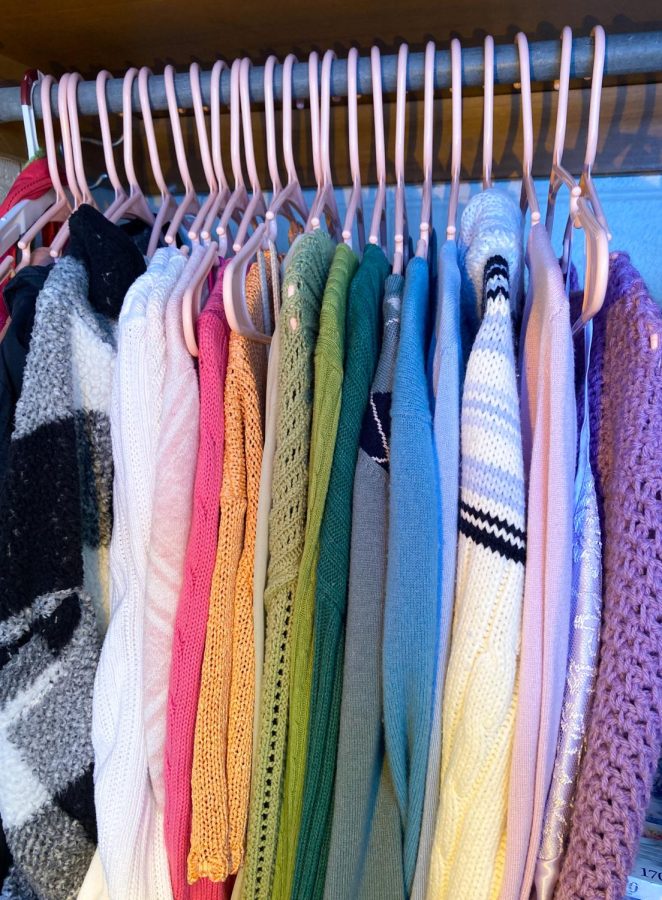 colorful+array+of+sweaters+for+a+Wisconsin+Spring