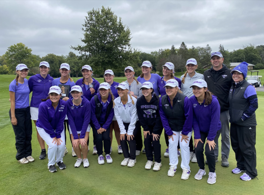 The+Warhawk+women%E2%80%99s+golf+team+poses+for+a+picture+at+their+home+course+in+Janesville+during+the+Fall+Classic+in+2022.+This+season+the+team+hopes+to+build+off+last+year%E2%80%99s+success+and+continue+dominating+the+WIAC+championship.
