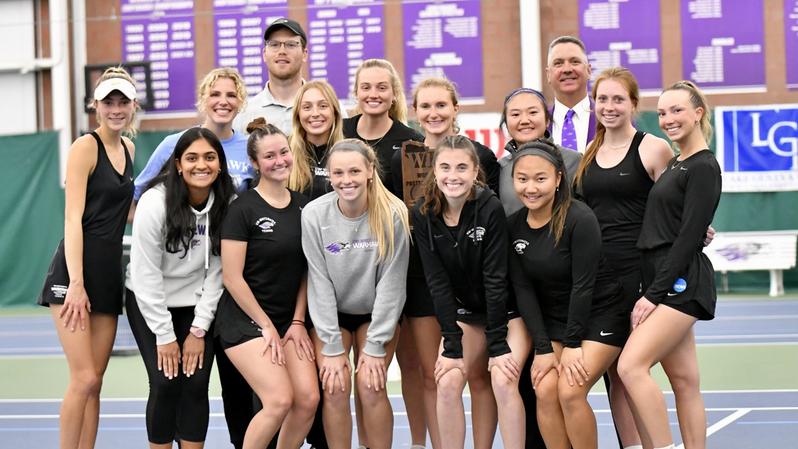 The women’s tennis team won back to back matches against their two biggest rivals over the past weekend. This makes their record 4-0 currently.
