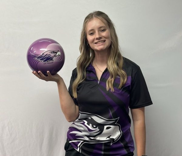 The Womens Bowling team is already off to a hot start after winning their first tournament of the season. Senior Rebecca Howard has been a standout on the team so far, after deciding to try it in high school on a whim.
