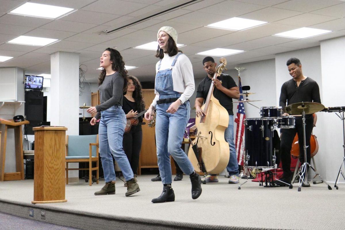 Sara Linares and Mia Wurgaft participate in the American Shakespeare Center Musical Program. 