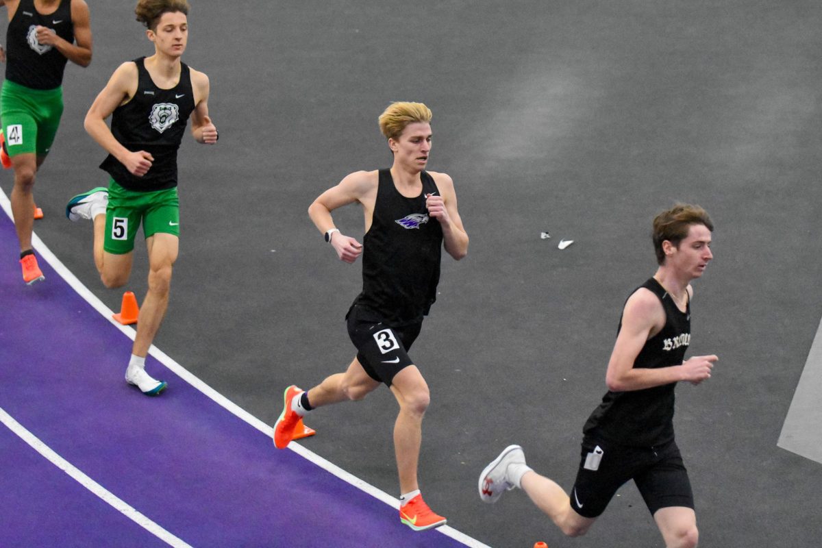  The UW-Whitewater Men’s Track and Field senior distance Warhawk Dan Anderson paces himself as he runs around the track at the Karl Schlender Invite Jan. 24, 2026 in the Kachel Fieldhouse.
